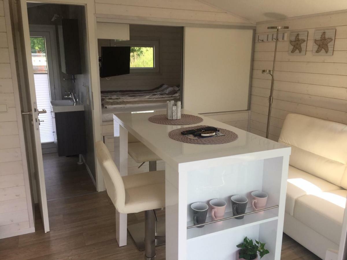 Hausboot Resort Nordseekueste Wilhelmshaven Zewnętrze zdjęcie