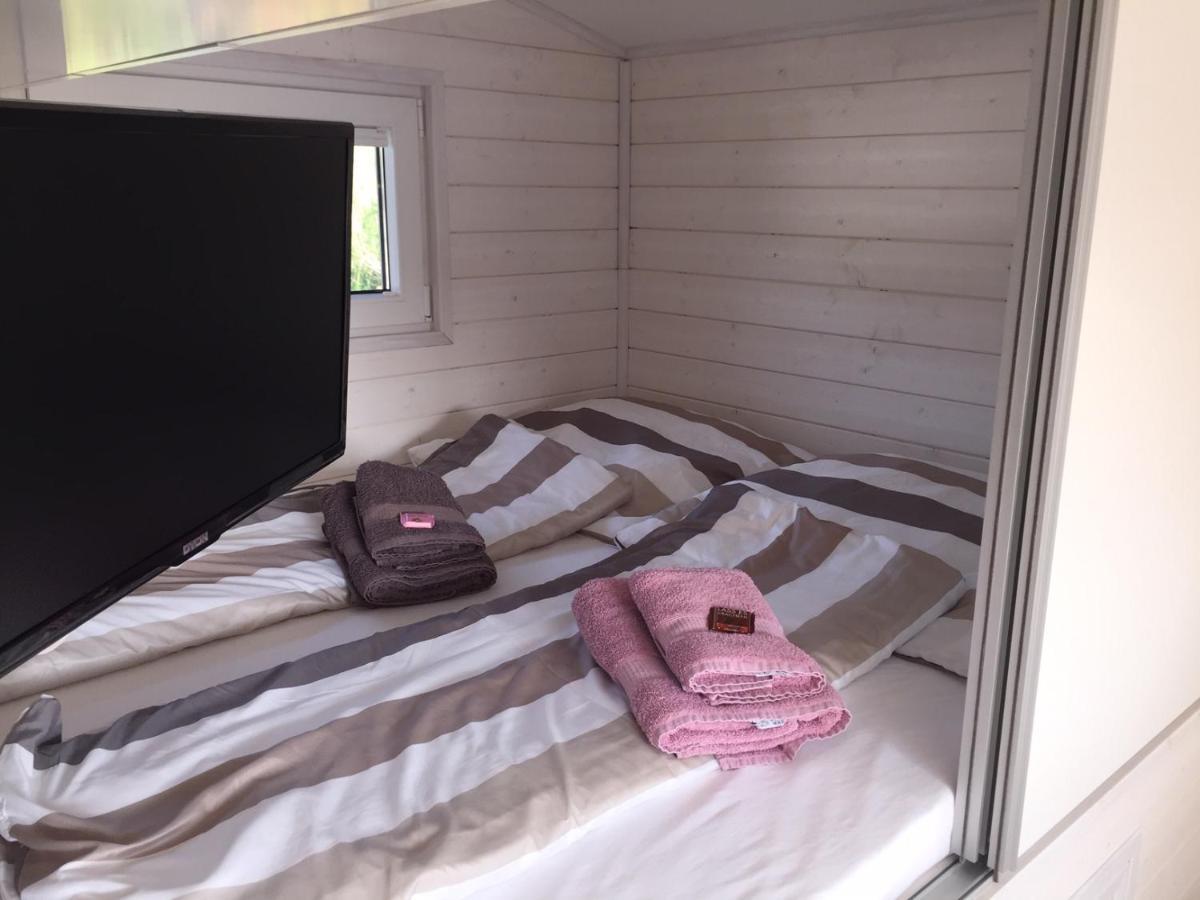 Hausboot Resort Nordseekueste Wilhelmshaven Zewnętrze zdjęcie
