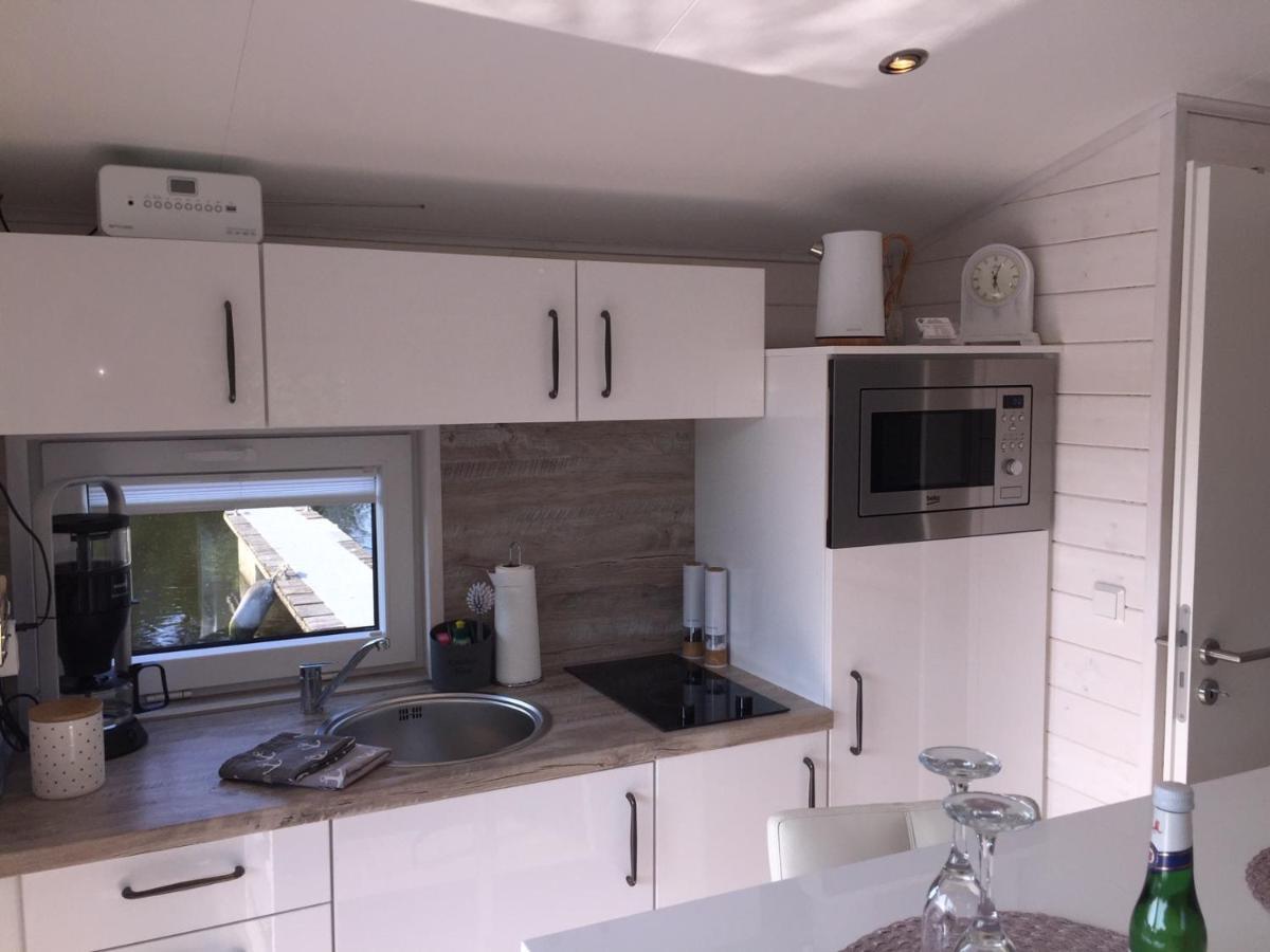 Hausboot Resort Nordseekueste Wilhelmshaven Zewnętrze zdjęcie